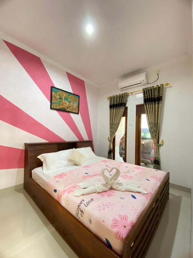 Rengganis Homestay ジョグジャカルタ エクステリア 写真