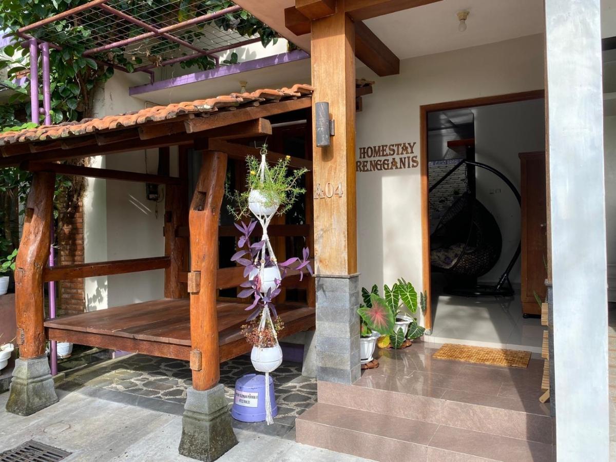 Rengganis Homestay ジョグジャカルタ エクステリア 写真